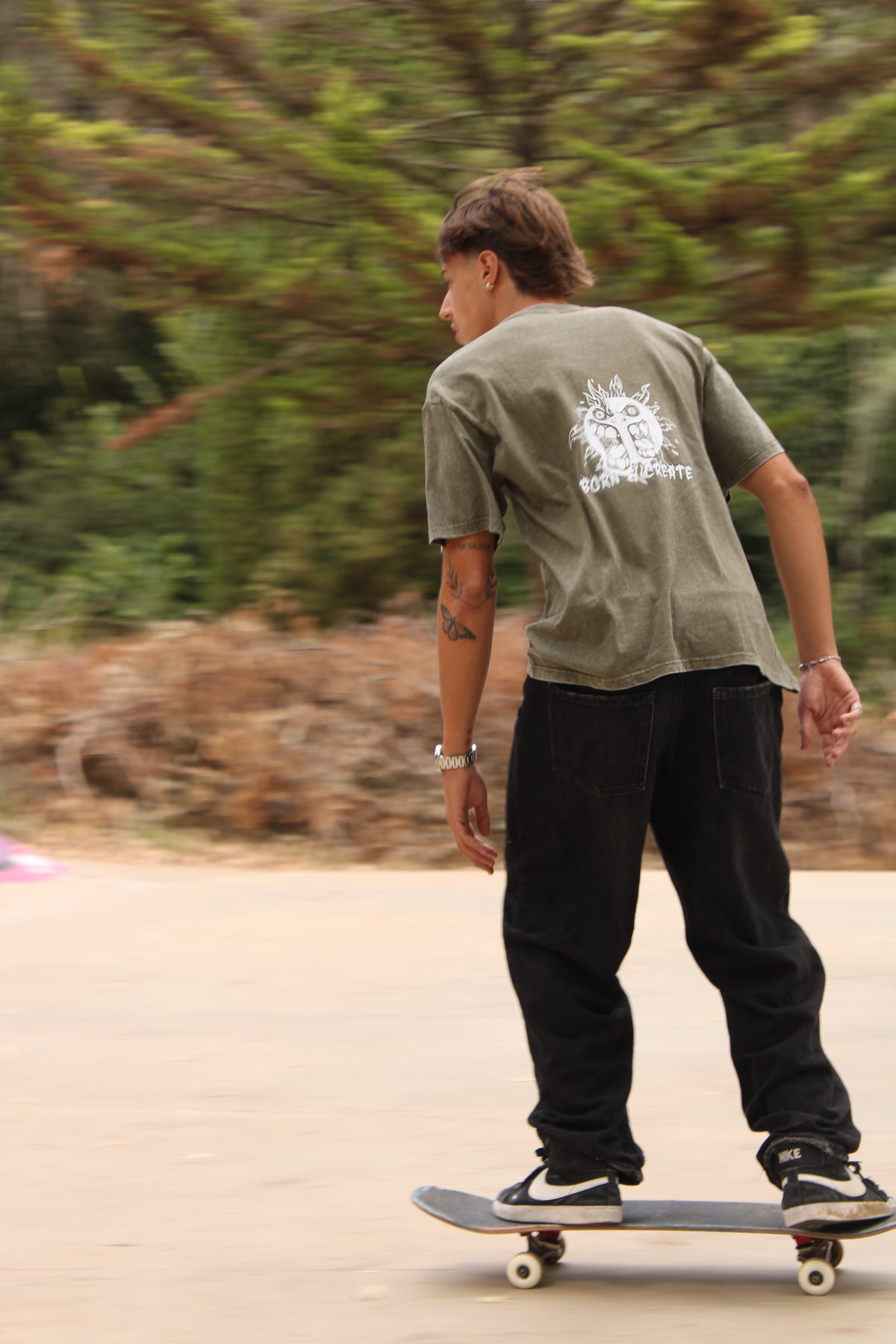 T-shirt "Twin Mouth" Green Washed